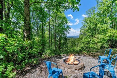 125 Winding Ridge Road Fairview NC 28730