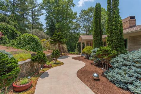 82 Westhaven Drive Asheville NC 28804