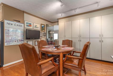 82 Westhaven Drive Asheville NC 28804