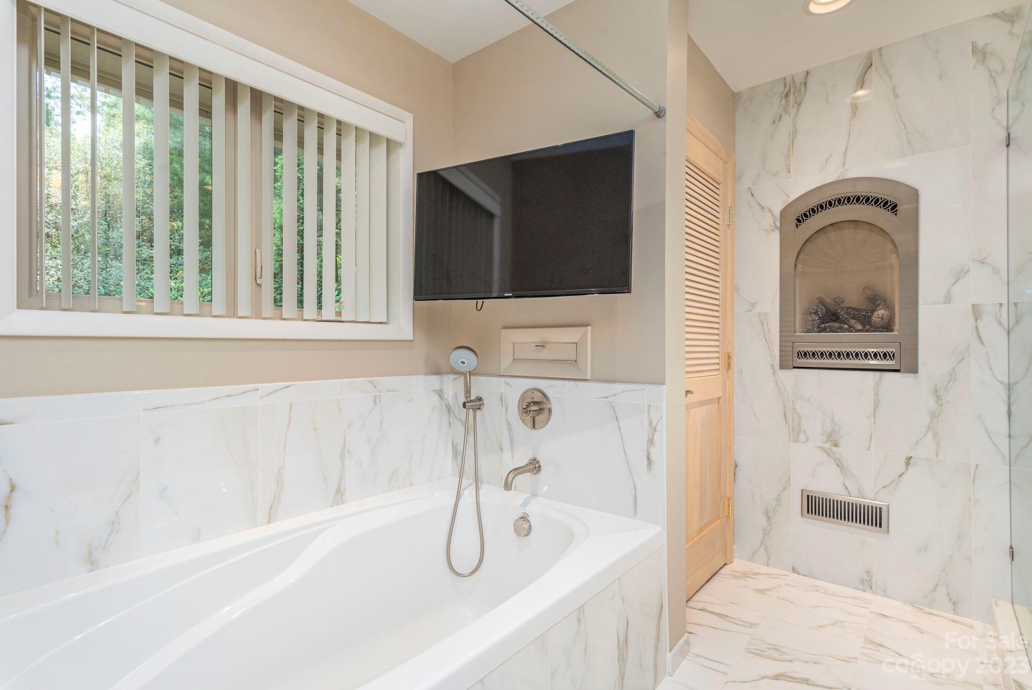 82 Westhaven Drive Asheville NC 28804