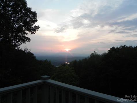 82 Westhaven Drive Asheville NC 28804