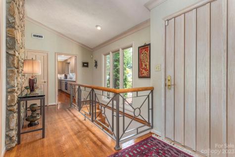 82 Westhaven Drive Asheville NC 28804