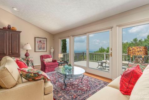 82 Westhaven Drive Asheville NC 28804