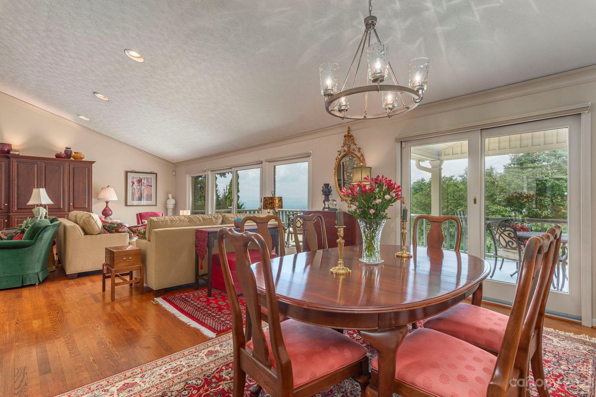 82 Westhaven Drive Asheville NC 28804