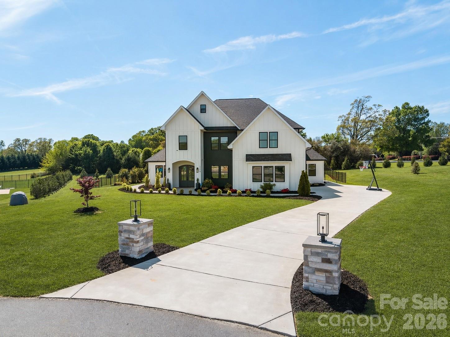 1090 Rolling Meadow Drive Mooresville NC 28115