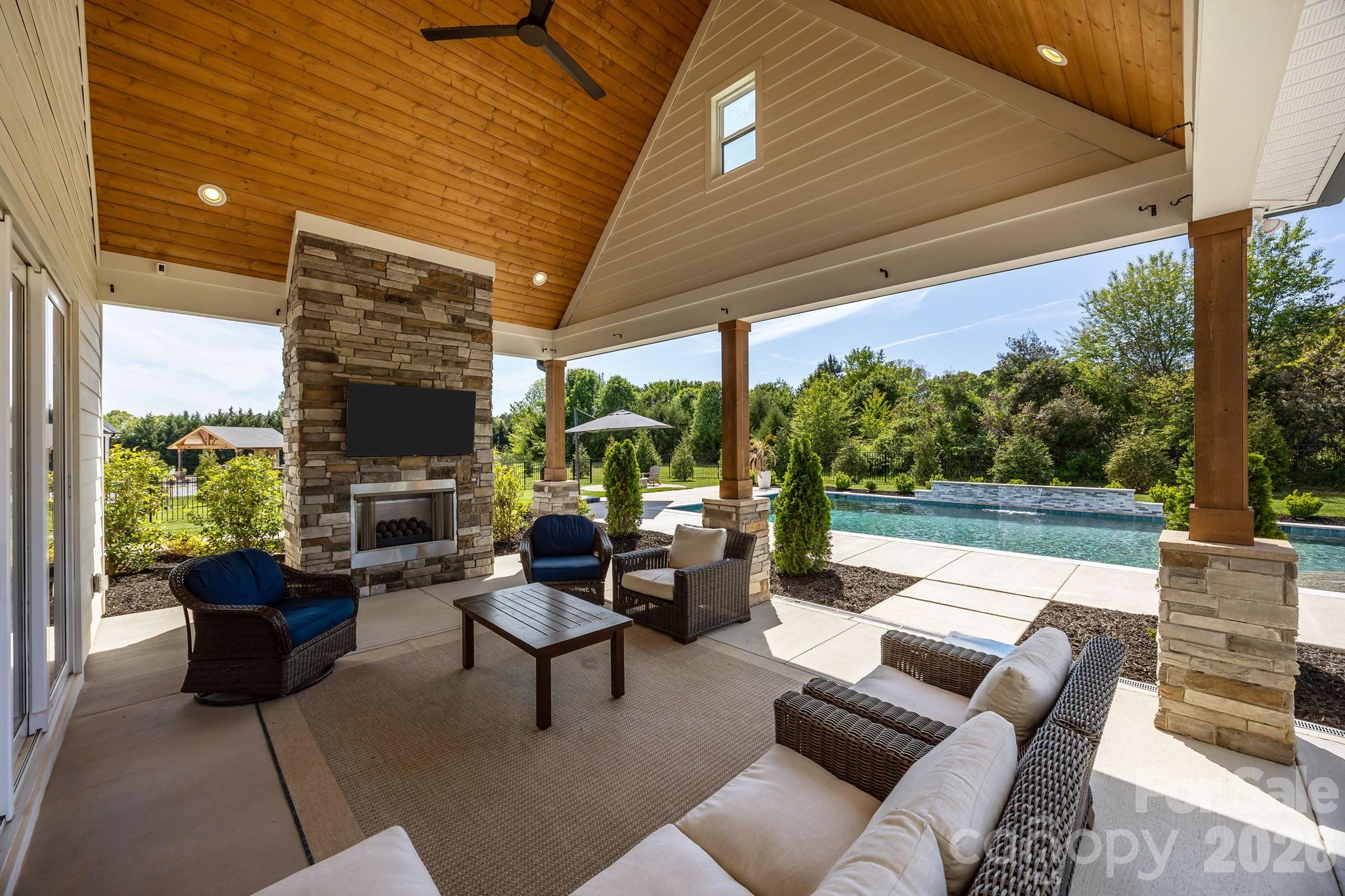 1090 Rolling Meadow Drive Mooresville NC 28115