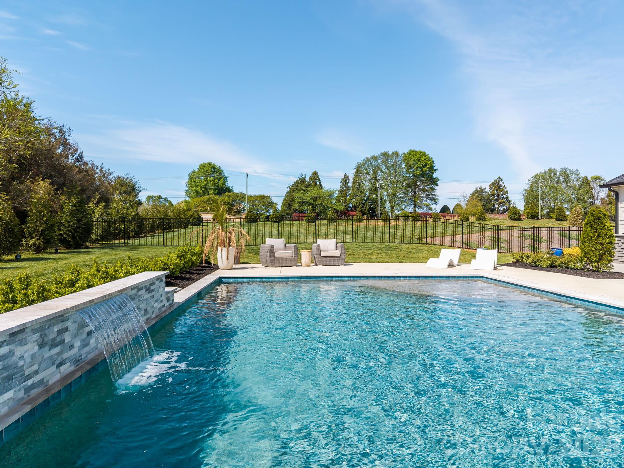 1090 Rolling Meadow Drive Mooresville NC 28115