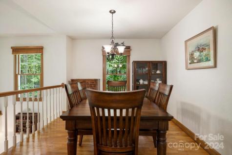 140 Hillside Drive Swannanoa NC 28778
