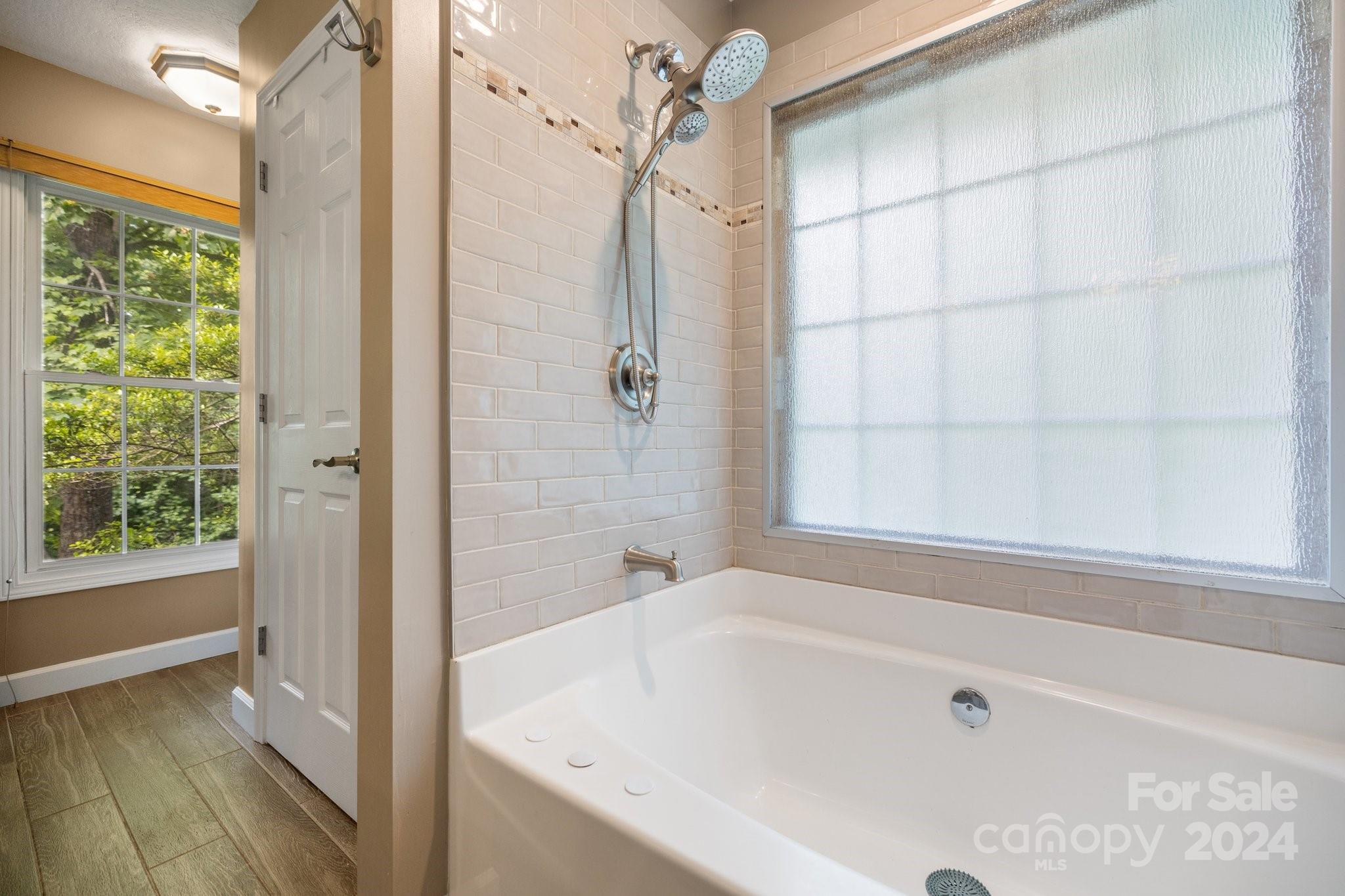140 Hillside Drive Swannanoa NC 28778