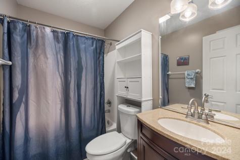 140 Hillside Drive Swannanoa NC 28778