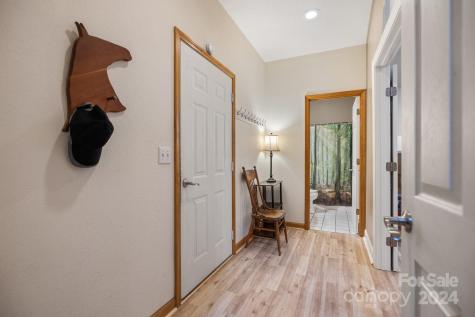 140 Hillside Drive Swannanoa NC 28778