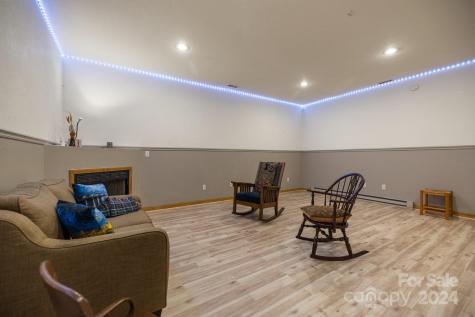 140 Hillside Drive Swannanoa NC 28778