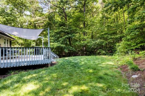 140 Hillside Drive Swannanoa NC 28778
