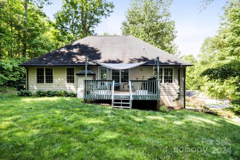 140 Hillside Drive Swannanoa NC 28778