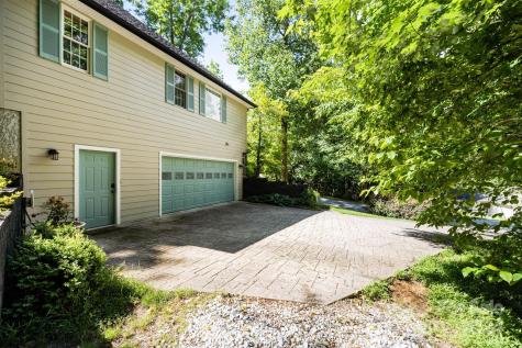 140 Hillside Drive Swannanoa NC 28778