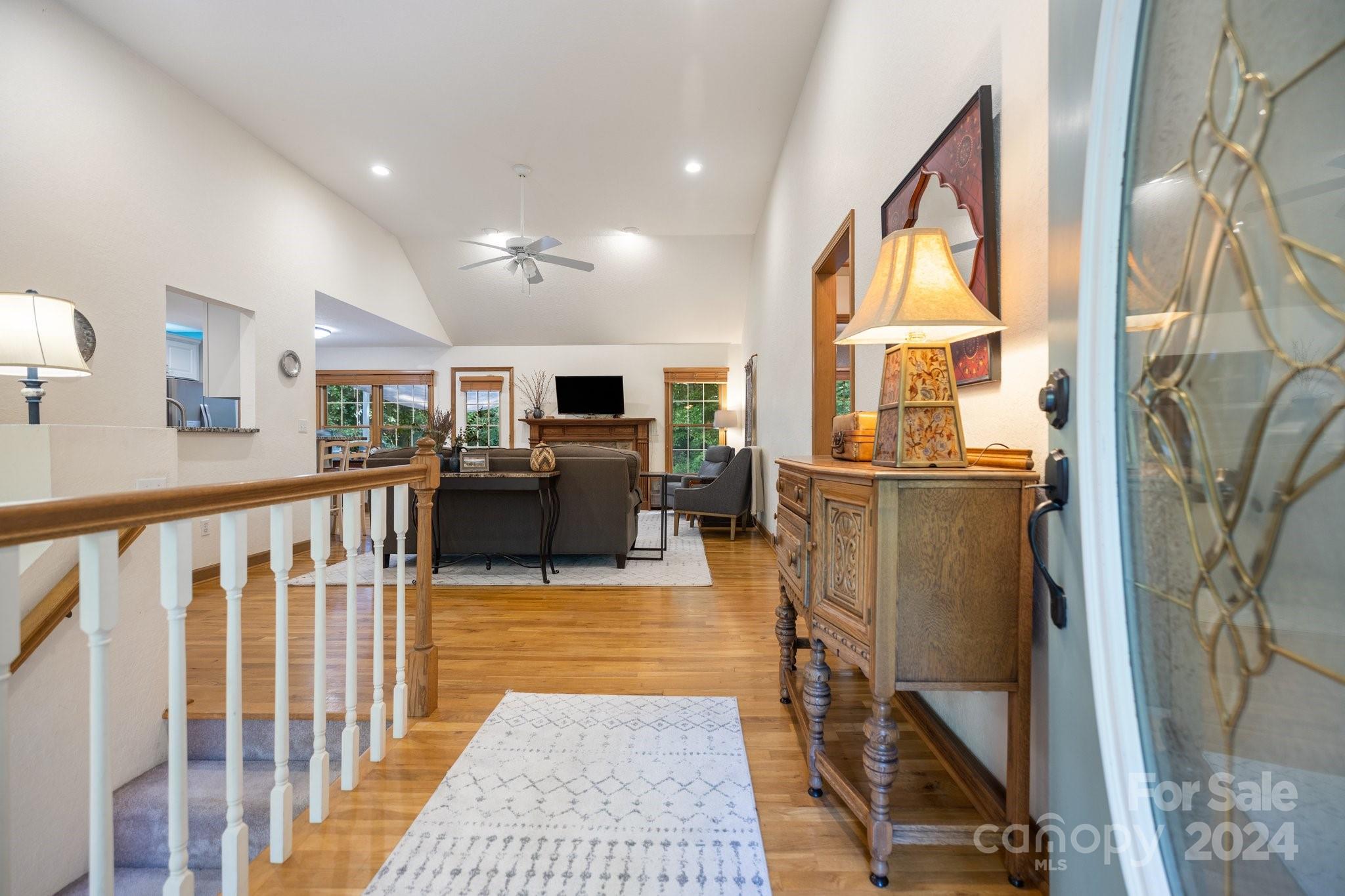 140 Hillside Drive Swannanoa NC 28778