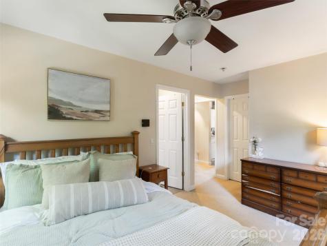 10 Mctindal Circle Asheville NC 28803