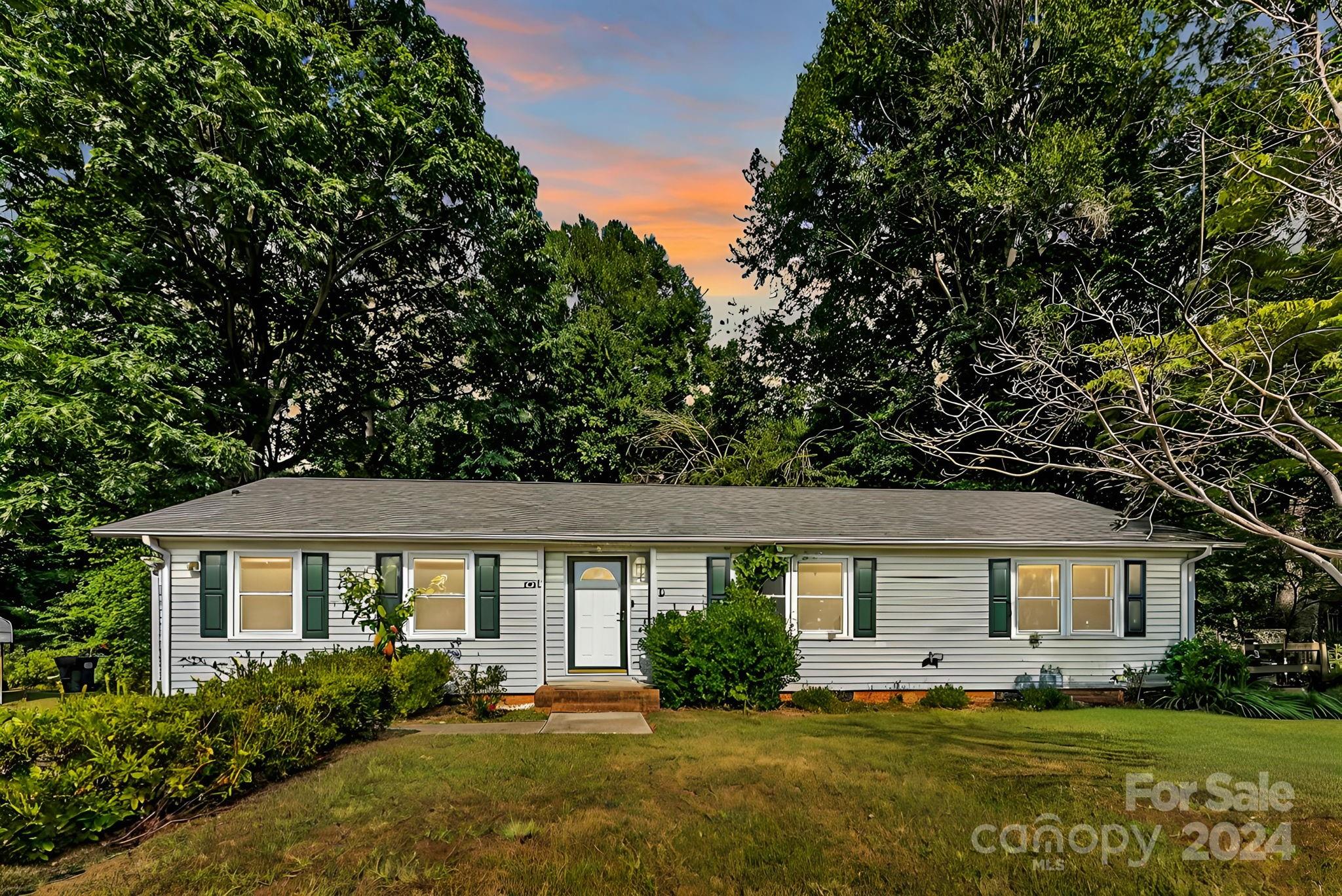 709 King Arthur Drive Gastonia NC 28056