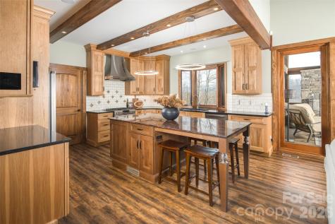 1220 Sweetgrass Drive Blowing Rock NC 28605