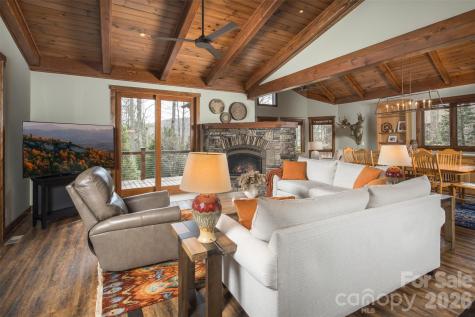 1220 Sweetgrass Drive Blowing Rock NC 28605