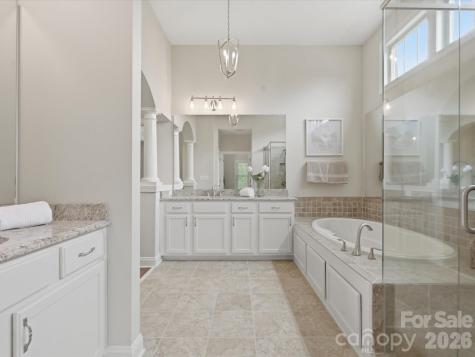 1003 Desborough Drive Matthews NC 28104