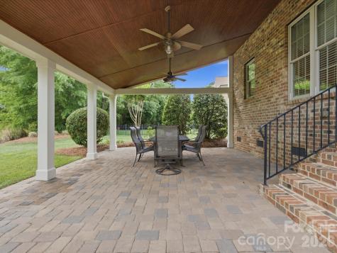 1003 Desborough Drive Matthews NC 28104