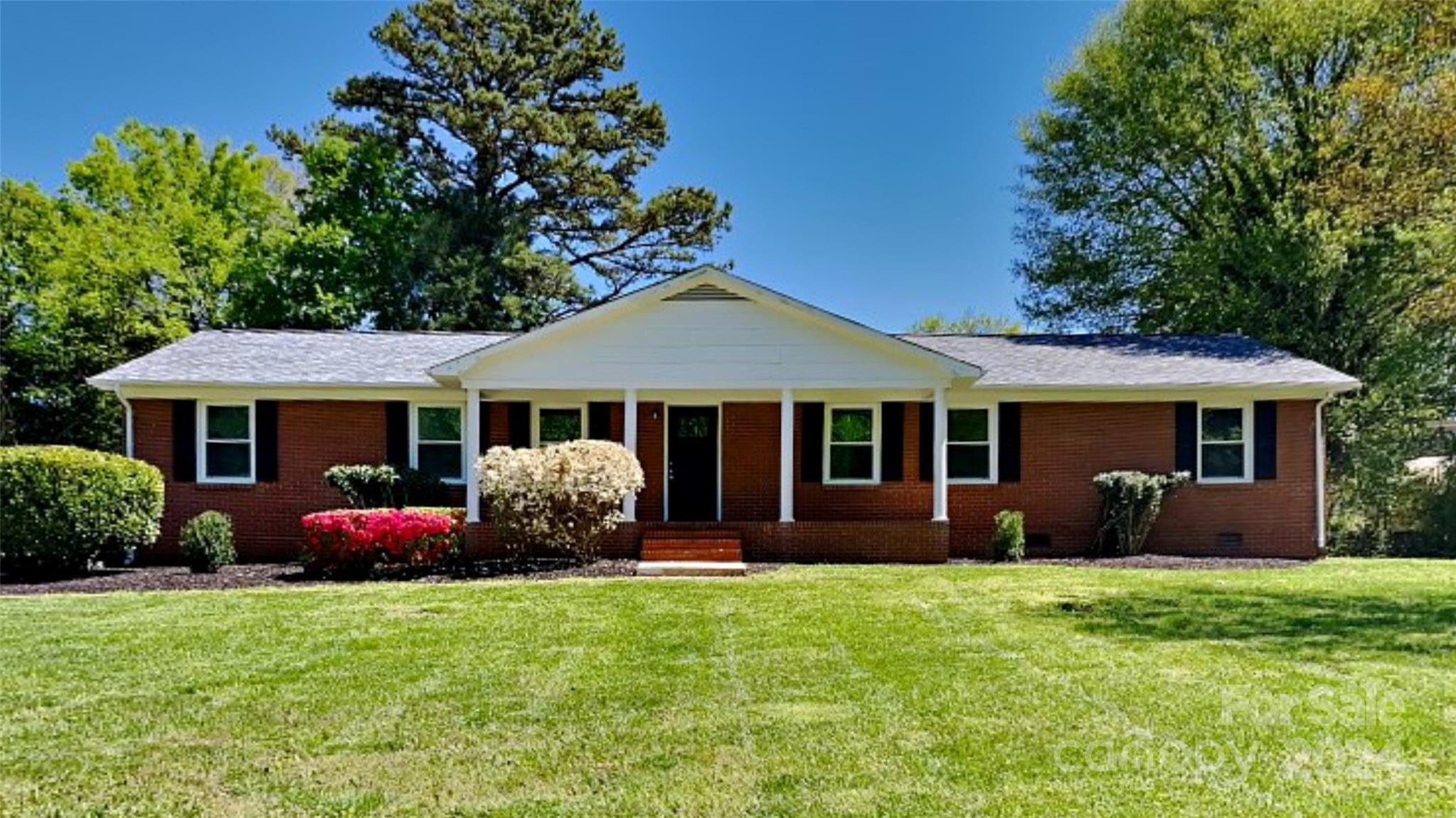 706 Willow Lane Harrisburg NC 28075