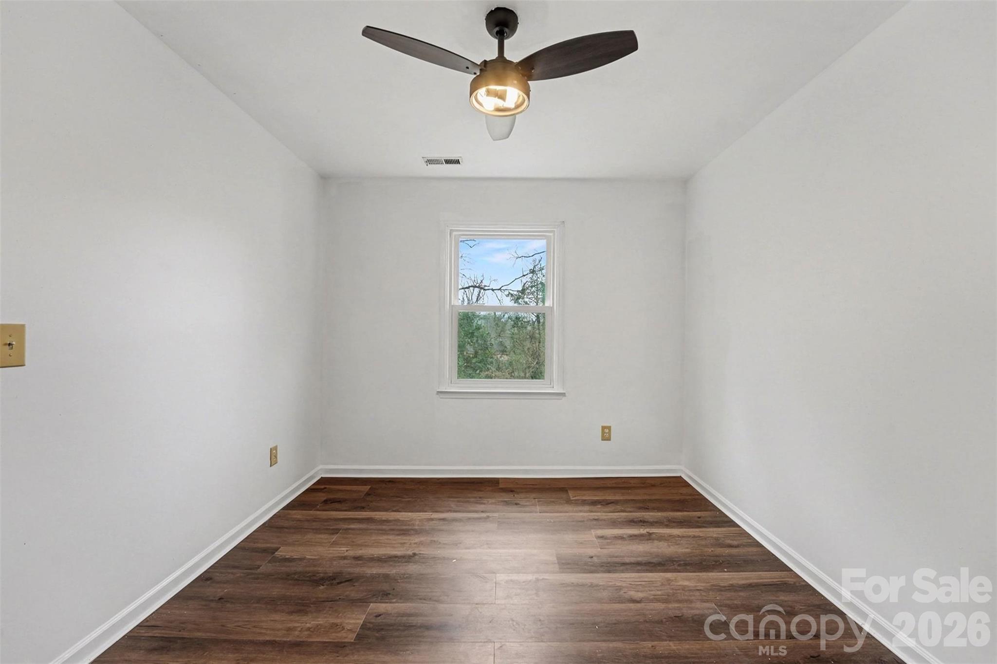5609 Beaconsfield Road Charlotte NC 28214