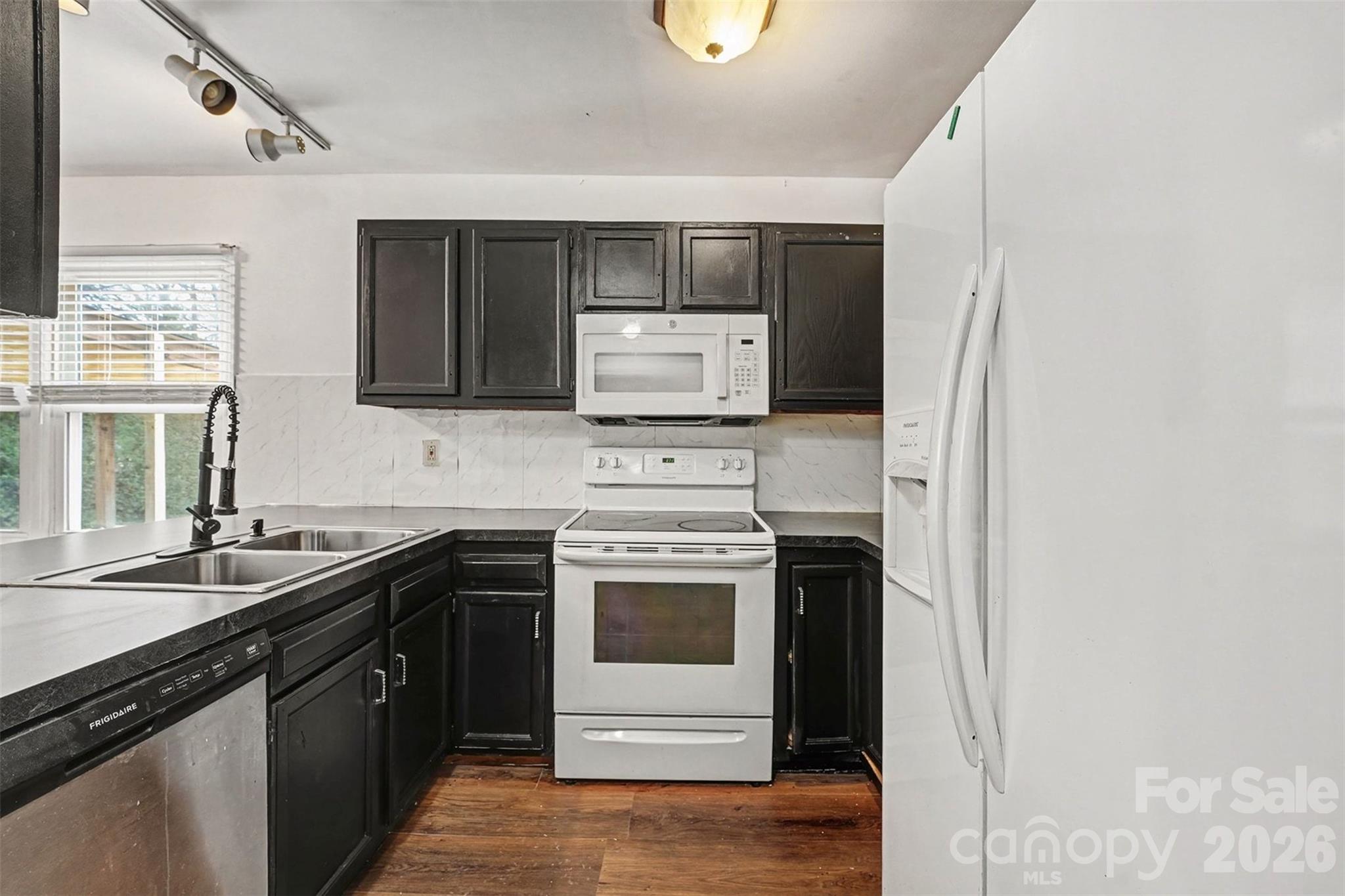 5609 Beaconsfield Road Charlotte NC 28214