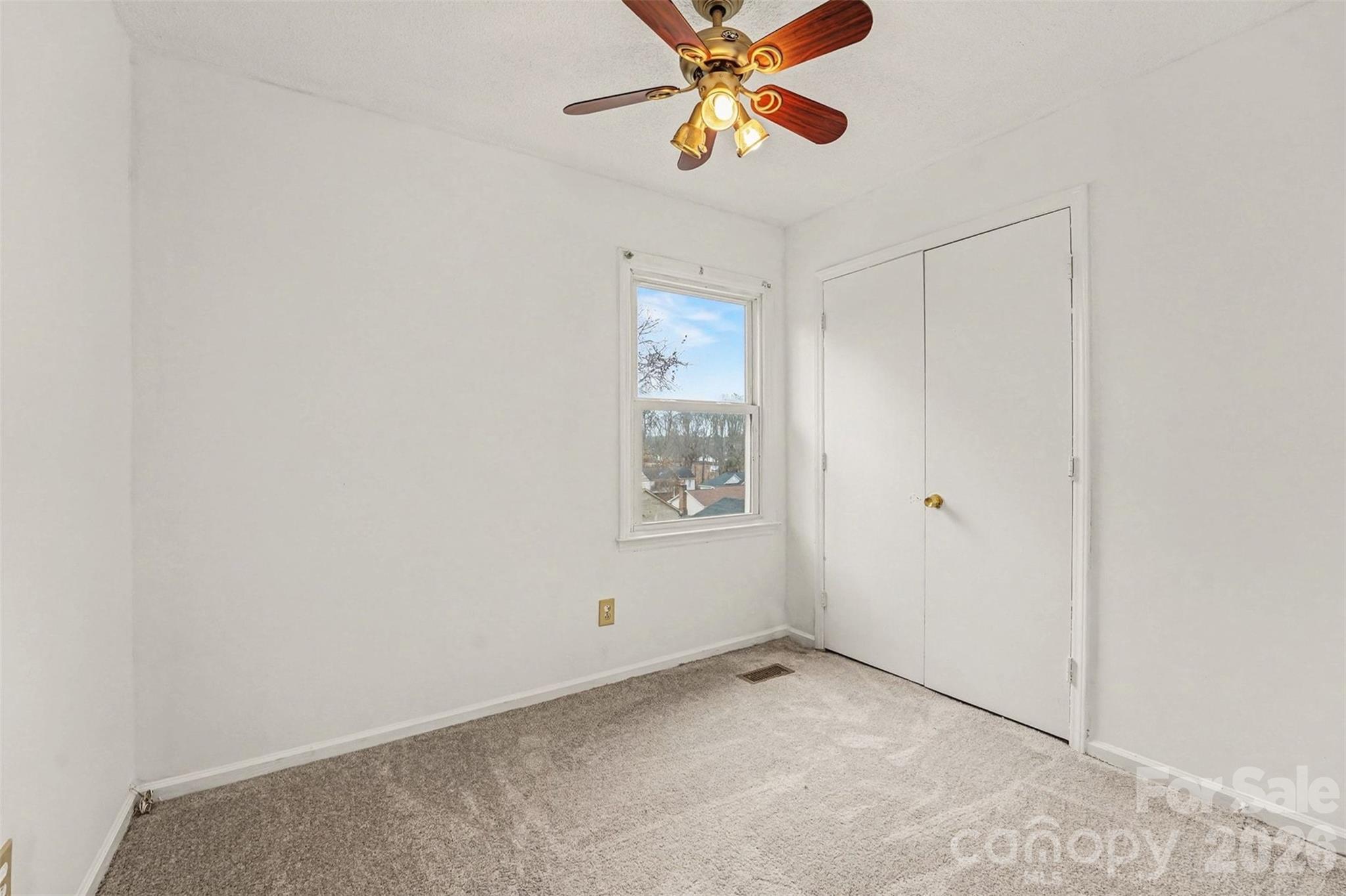 5609 Beaconsfield Road Charlotte NC 28214