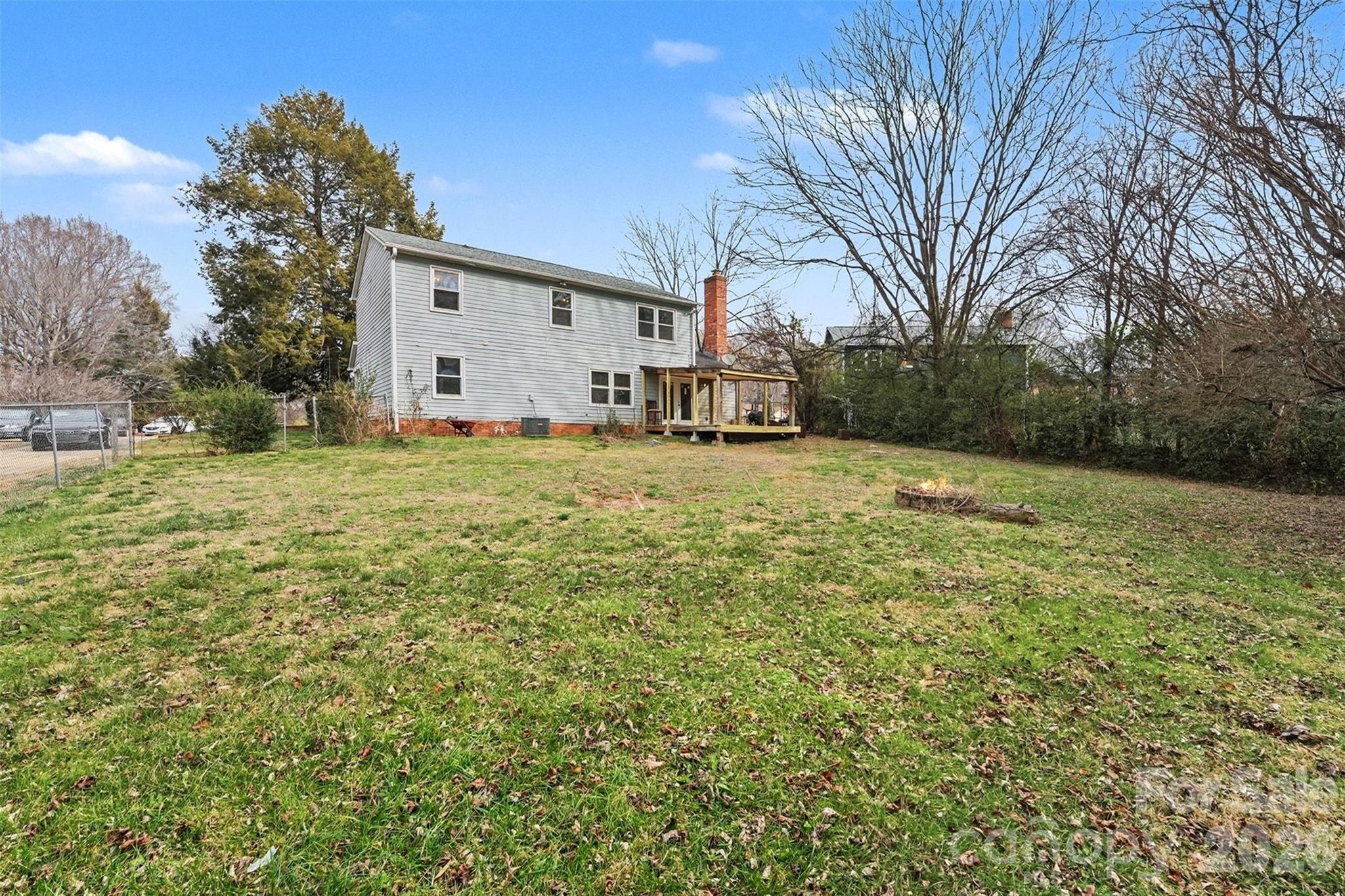 5609 Beaconsfield Road Charlotte NC 28214