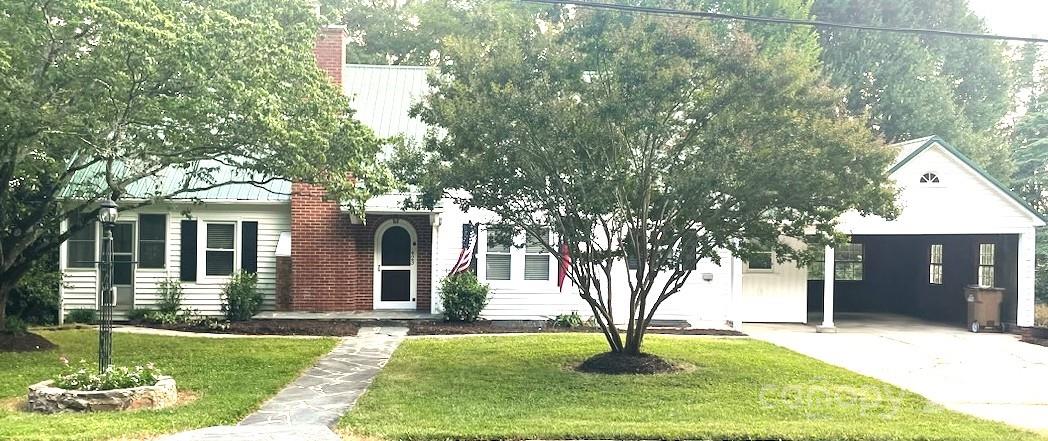 423 N Cedar Street Lincolnton NC 28092