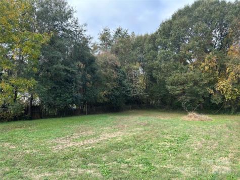 930 Mauney Avenue E Gastonia NC 28054