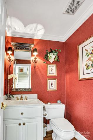 25683 April Lane Albemarle NC 28001