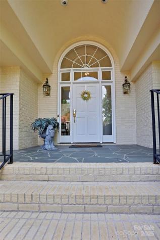 25683 April Lane Albemarle NC 28001