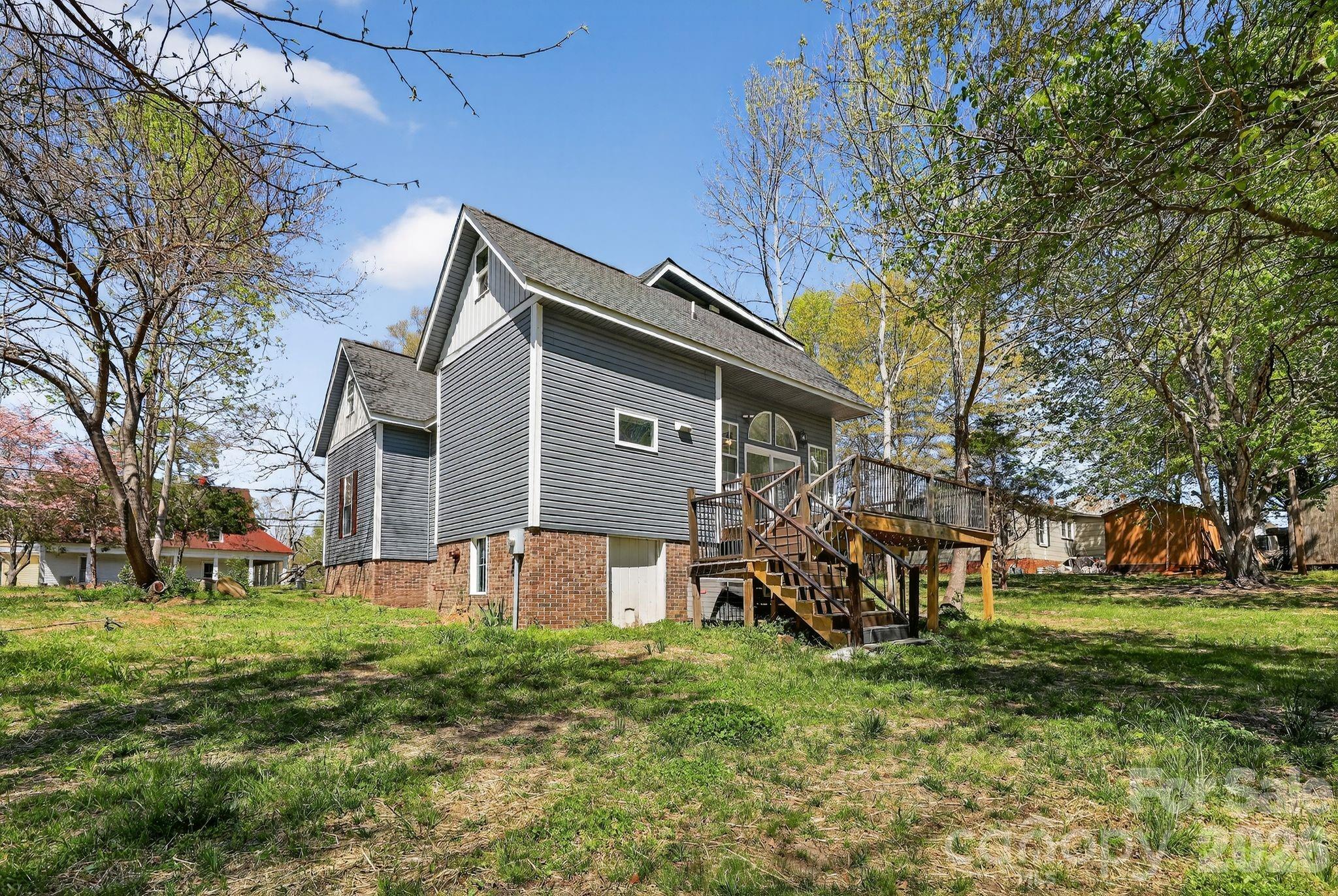 344 N Main Street Mooresboro NC 28114
