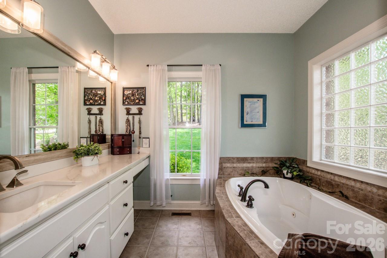 239 Pinnacle Shores Drive Mooresville NC 28117
