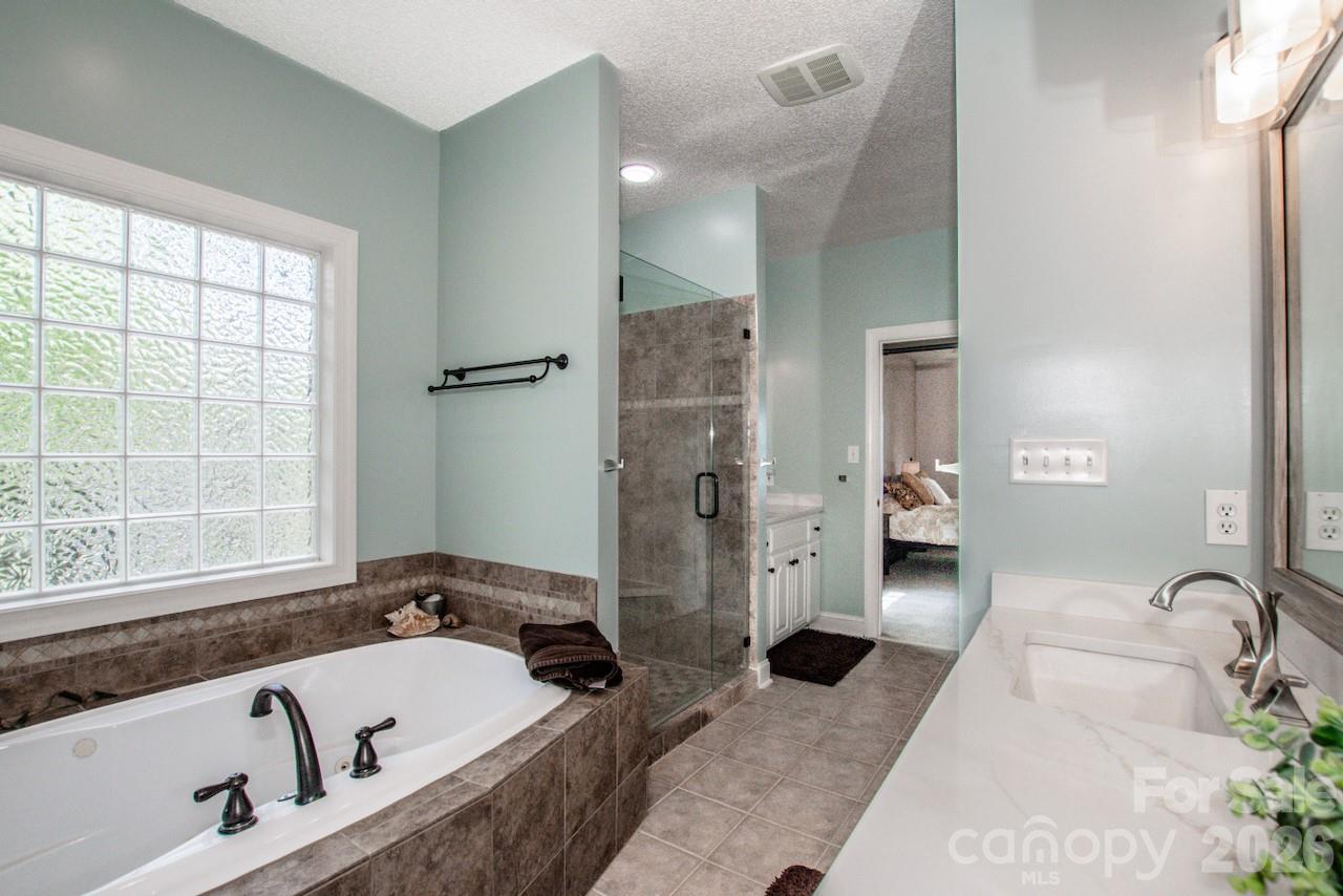 239 Pinnacle Shores Drive Mooresville NC 28117