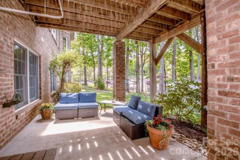 239 Pinnacle Shores Drive Mooresville NC 28117