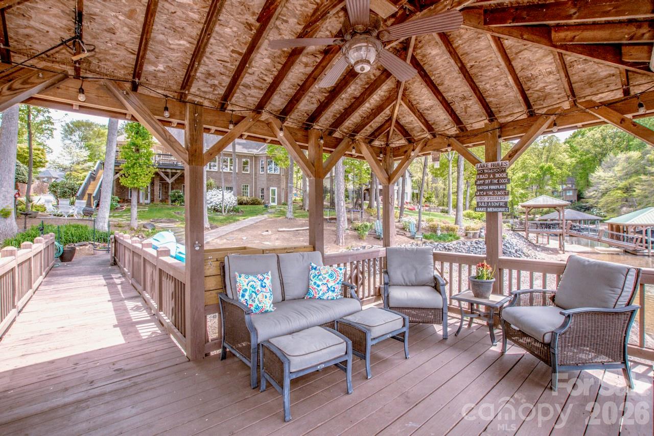 239 Pinnacle Shores Drive Mooresville NC 28117