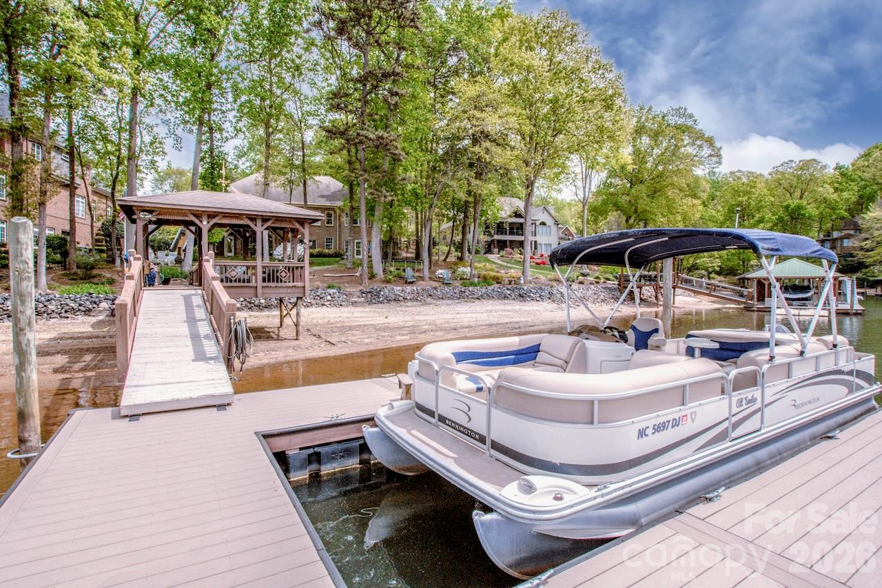 239 Pinnacle Shores Drive Mooresville NC 28117