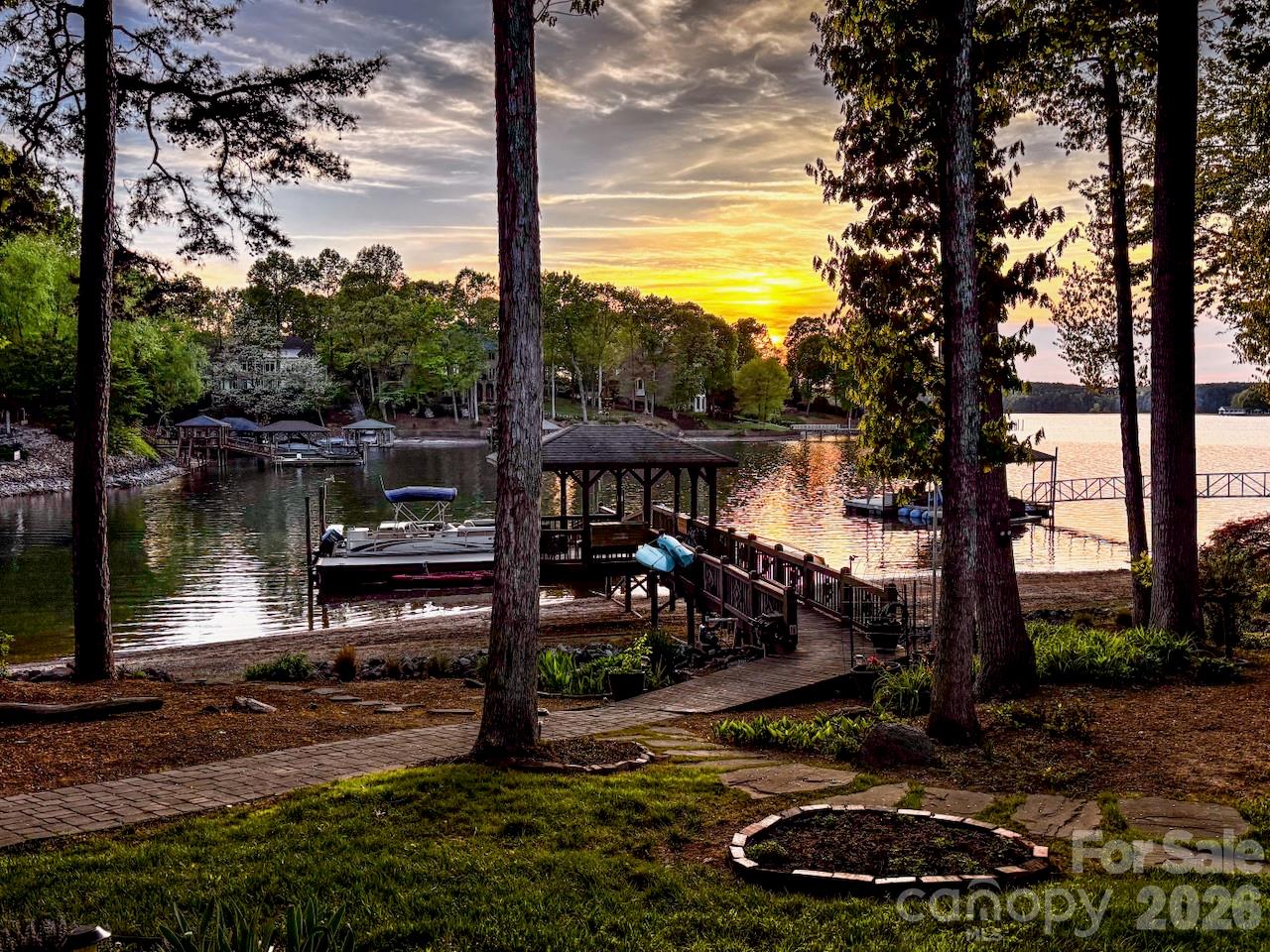 239 Pinnacle Shores Drive Mooresville NC 28117