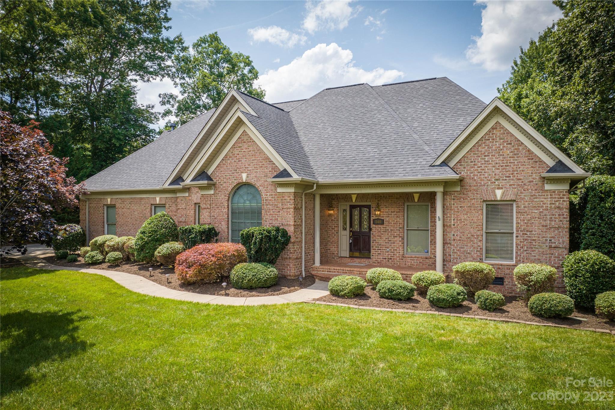 140 Wexford Point Hickory NC 28601