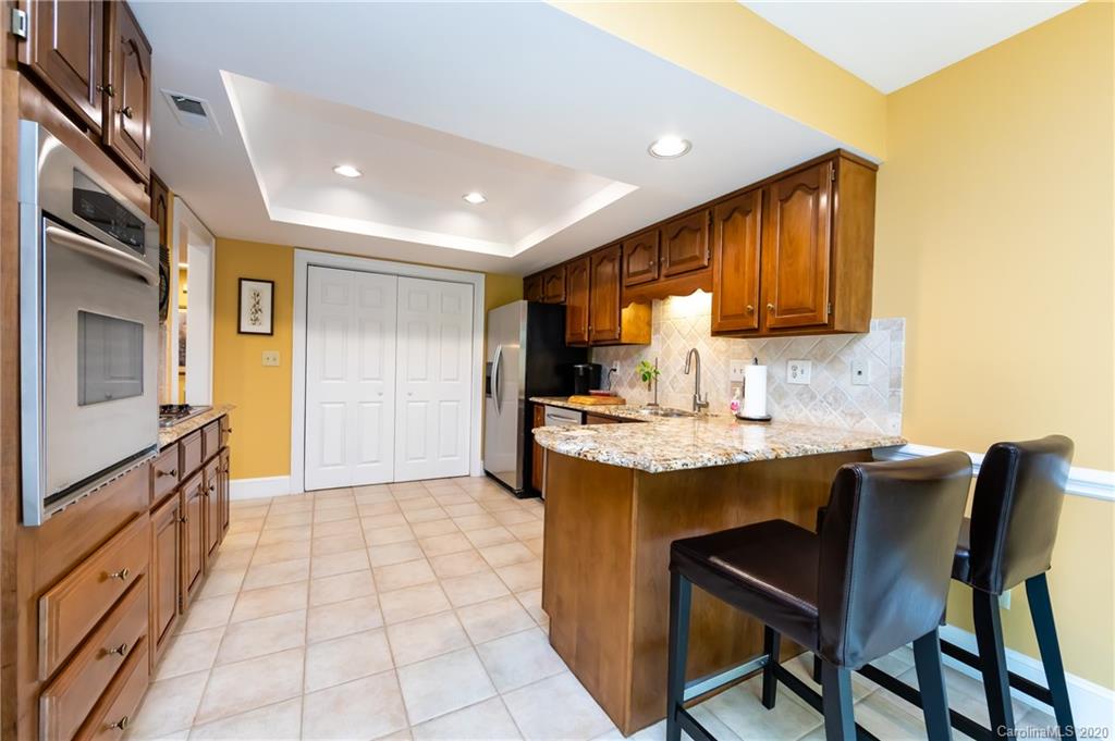 2003 Meadowood Lane Charlotte NC 28211