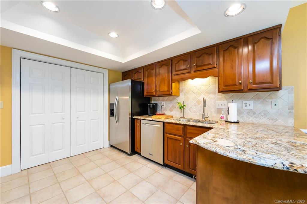 2003 Meadowood Lane Charlotte NC 28211