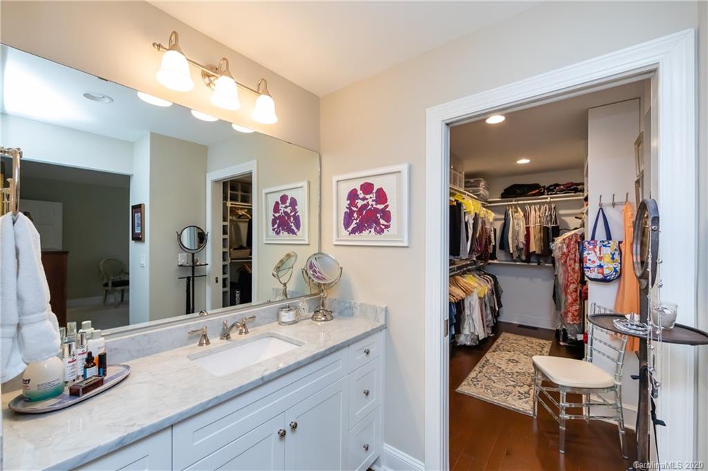 2003 Meadowood Lane Charlotte NC 28211