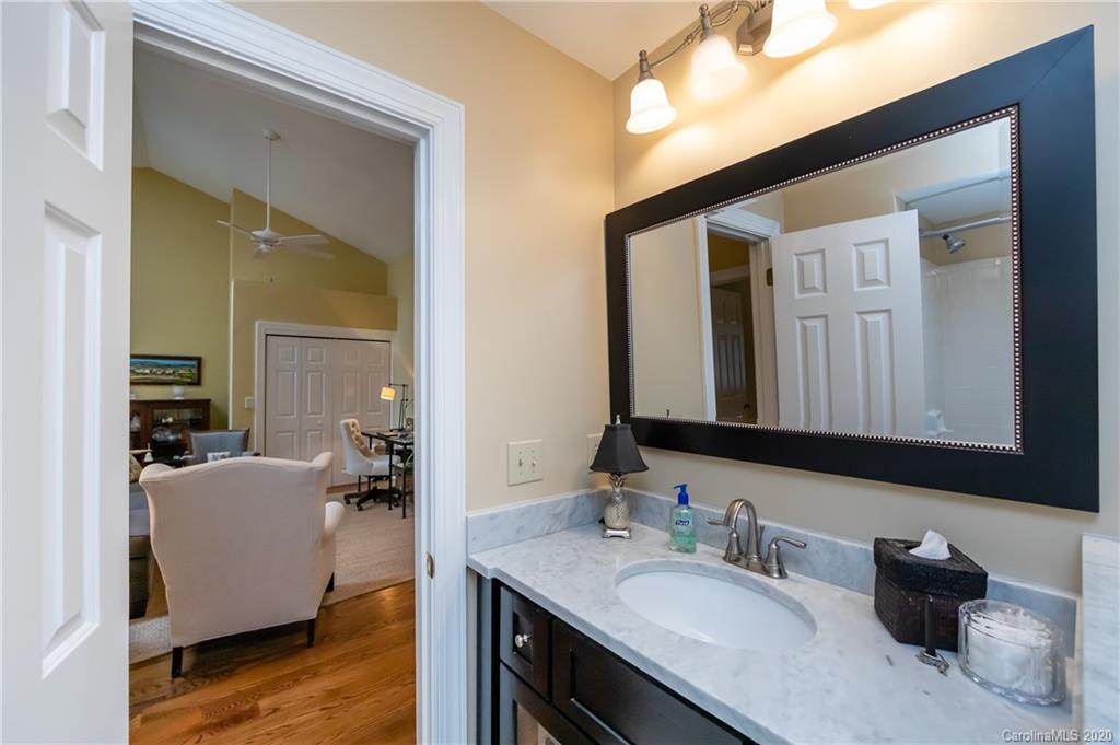 2003 Meadowood Lane Charlotte NC 28211