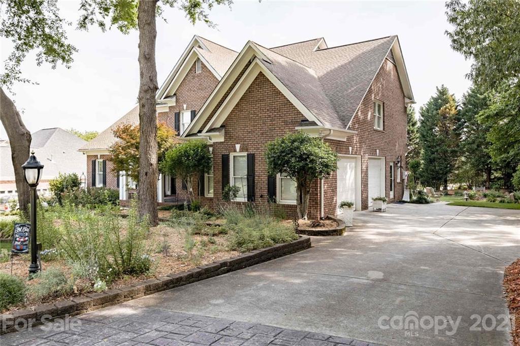 818 Shetland Place NW Concord NC 28027