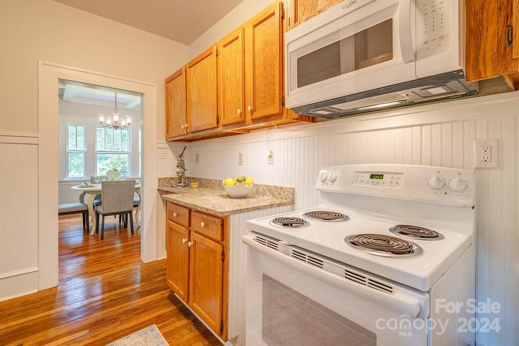37 King Street Asheville NC 28804