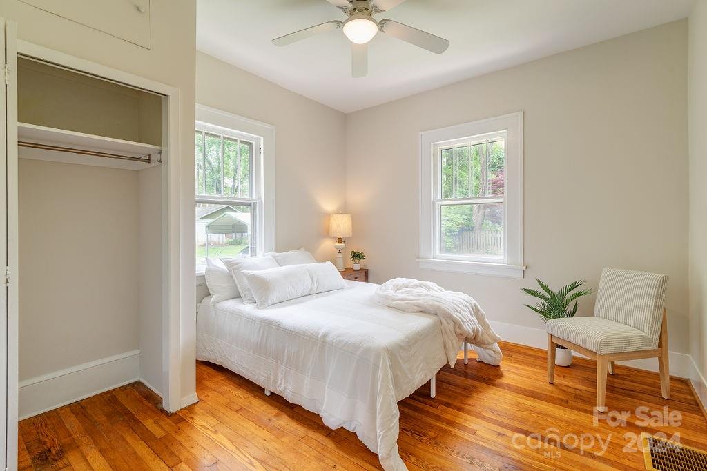 37 King Street Asheville NC 28804